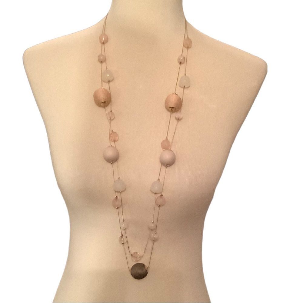 Gold tone beaded necklace NWOT